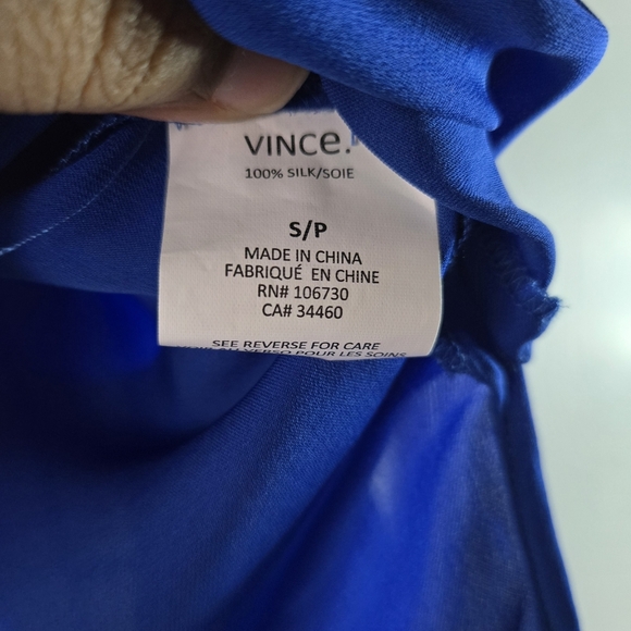 Vince 100% Silk Blouse Women’s Size Small Royal Blue Long Sleeve - Picture 4 of 6